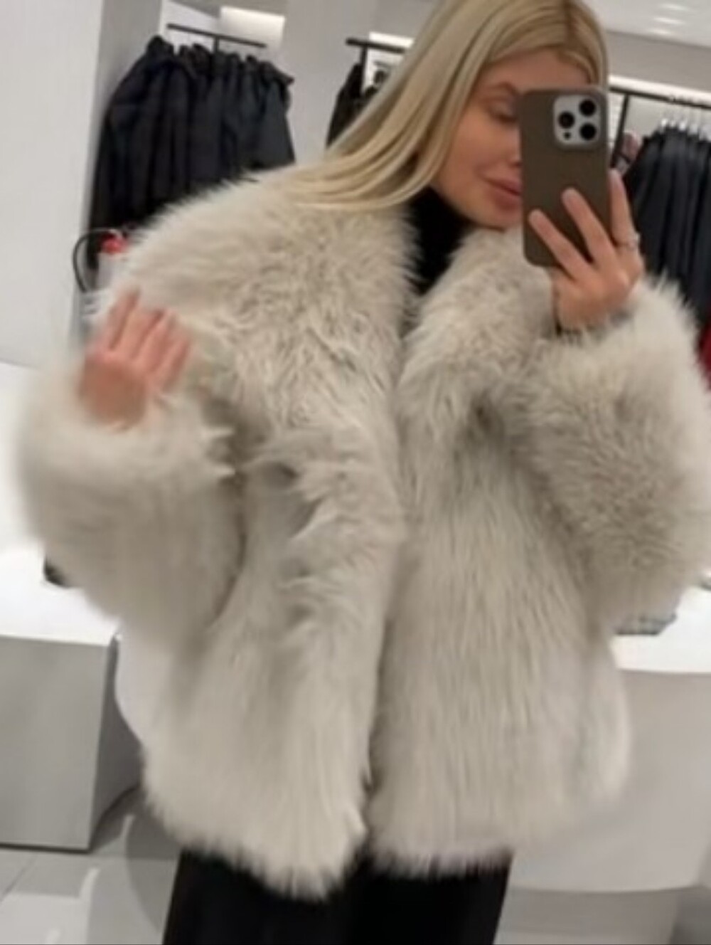 Zara Faux Fur Coat in Cream Size L - Picture 2 of 13
